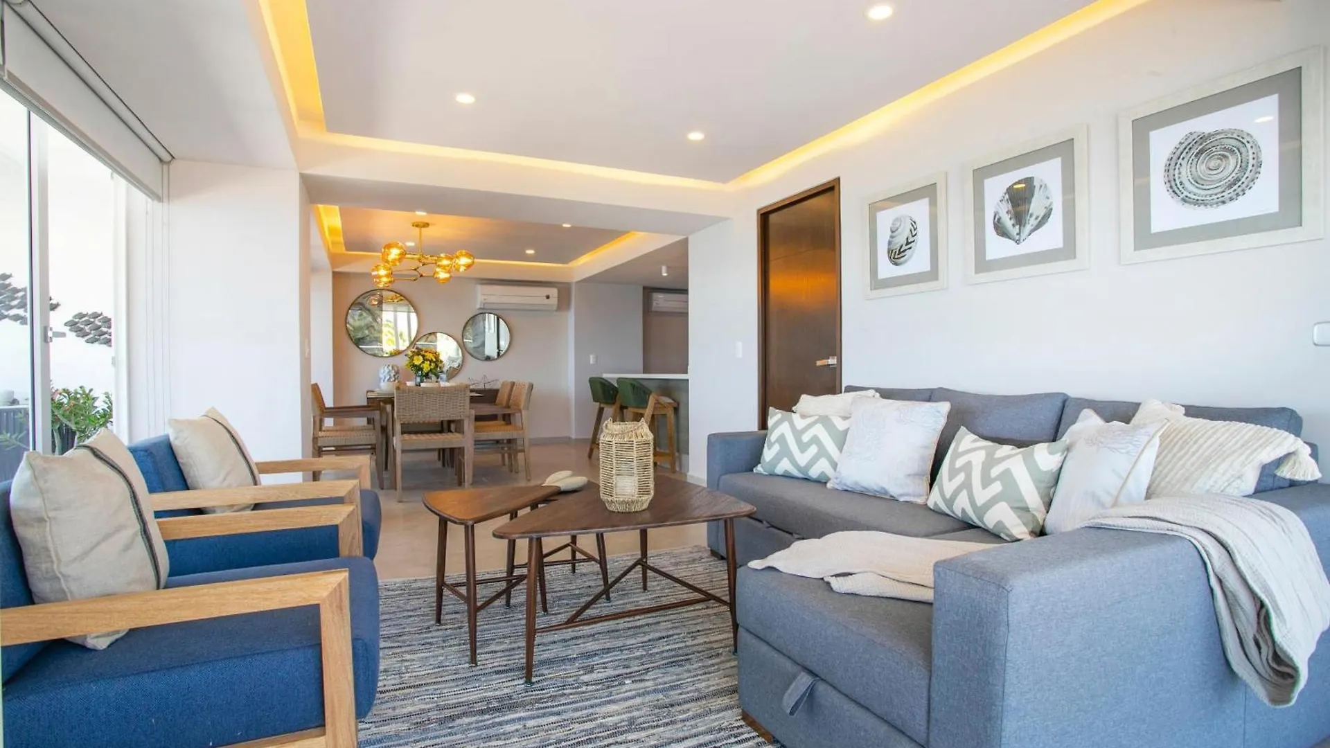Vila Upscale Corner Unit With Large Wrap Around Balcony And Pools Puerto Vallarta Prázdninový dům